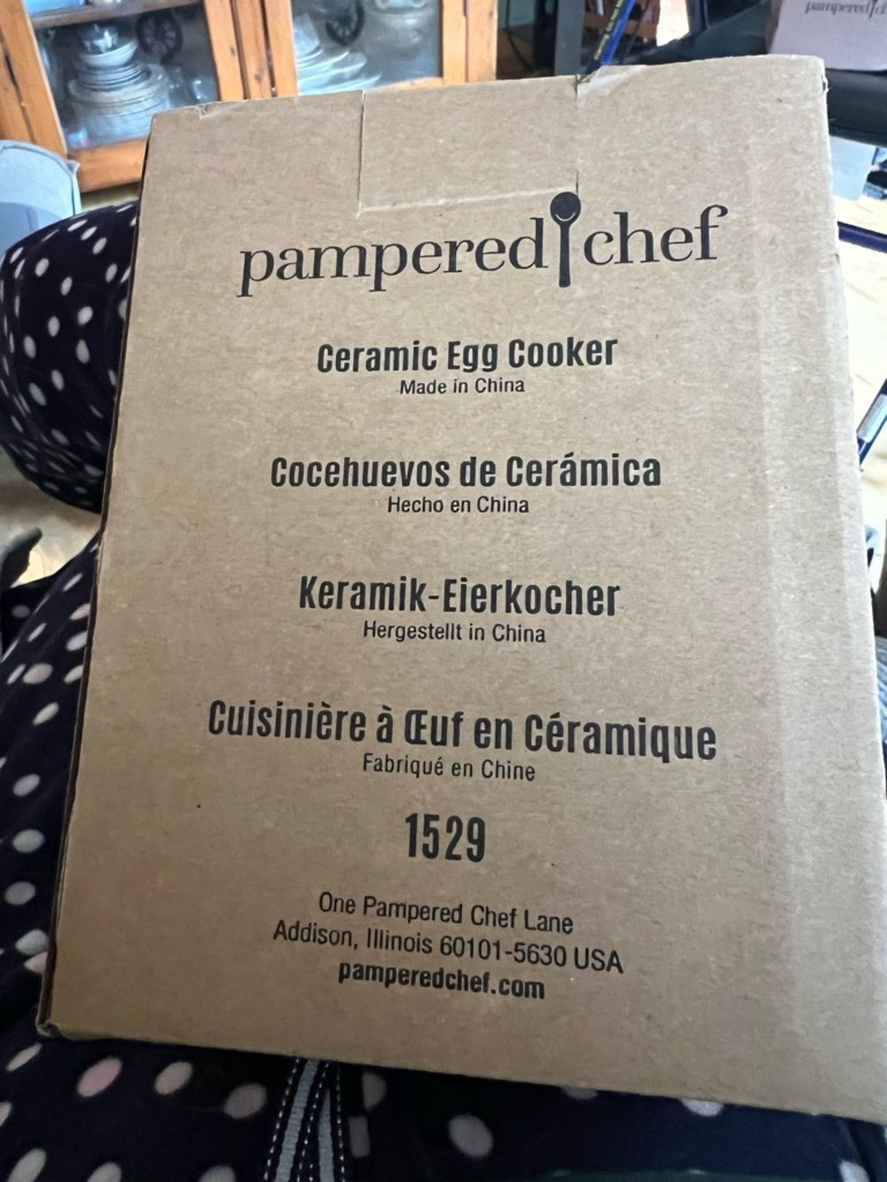 Pampered Chef ceramic egg cooker